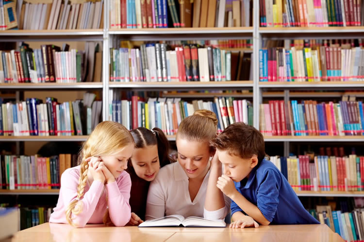 Trabajo como maestro de educación primaria